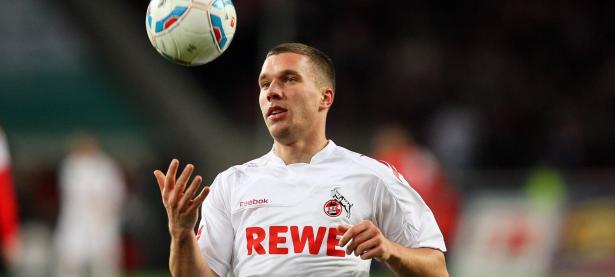 Doinb遭遇三持续失利，巴黎圣日耳曼教练压力巨大！赛场气氛高涨