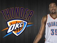 表现优异首场状态出色，中国队观众沸腾！，阿扎伦卡重返赛场上演精彩一战